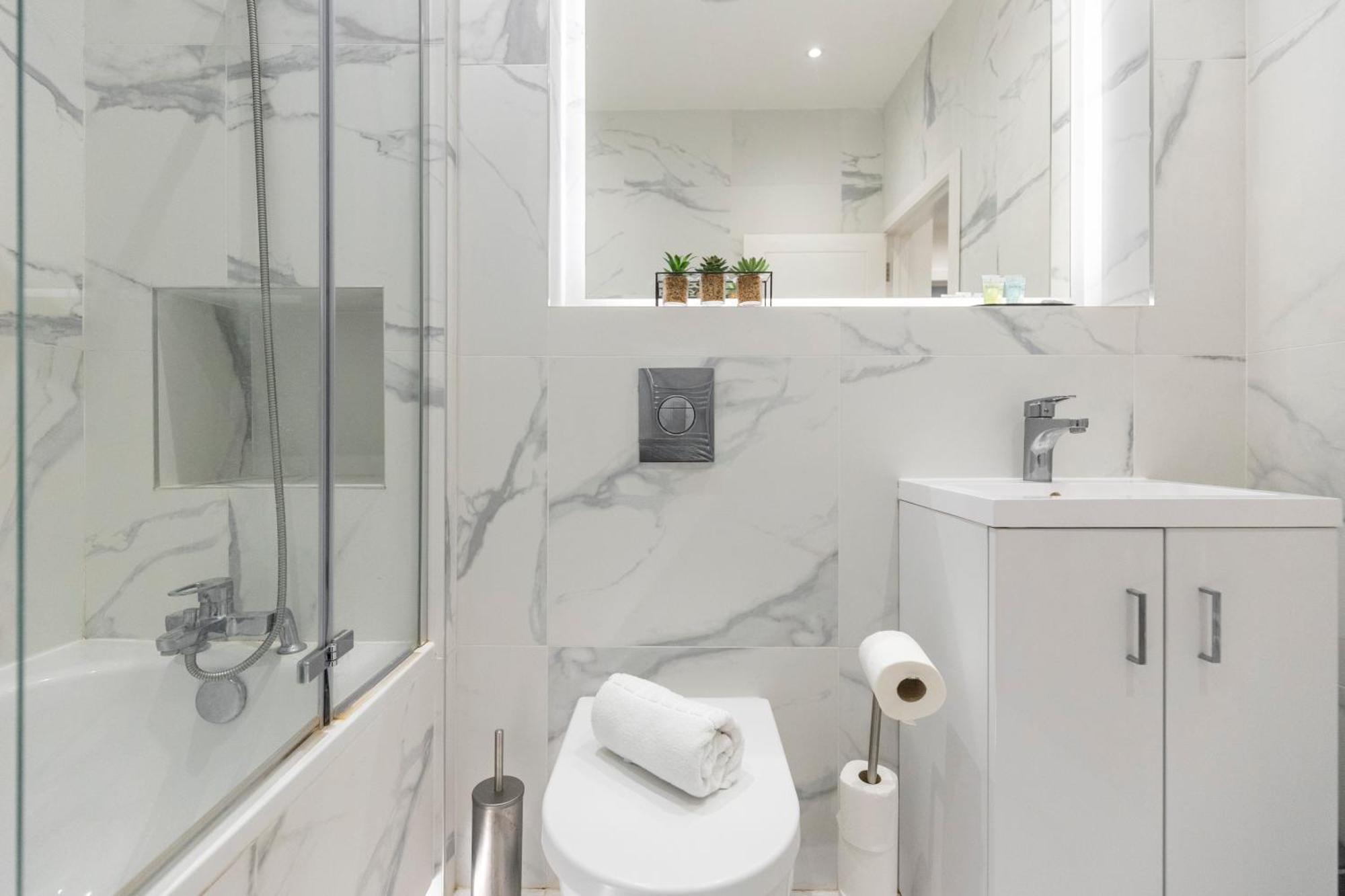 Spacious Luxury Apartment King Bed - Central Location Londýn Exteriér fotografie
